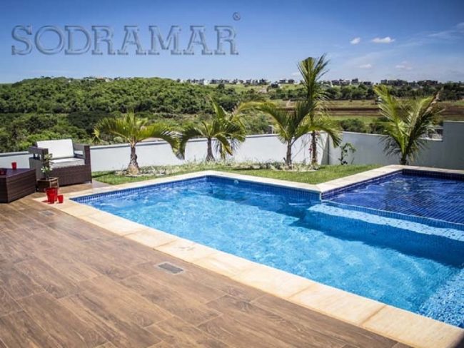 Construir uma piscina