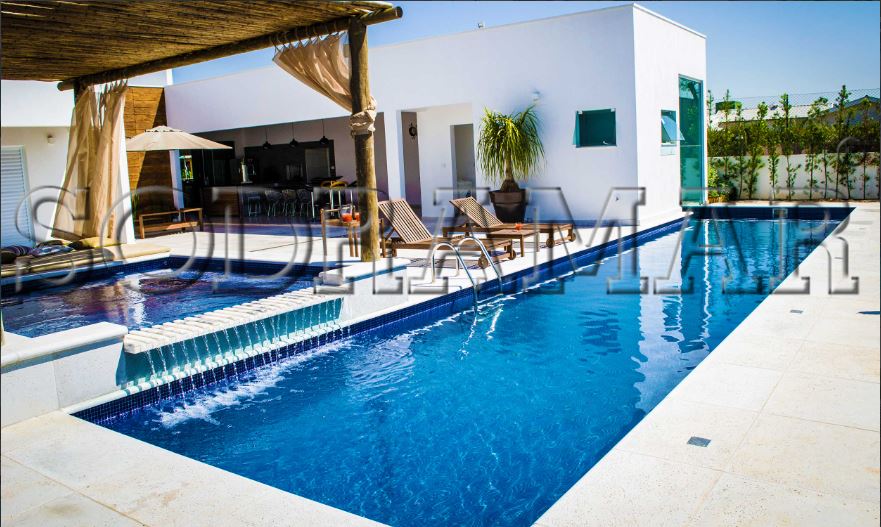 Imóvel-de-alto-padrão-piscina-sodramar